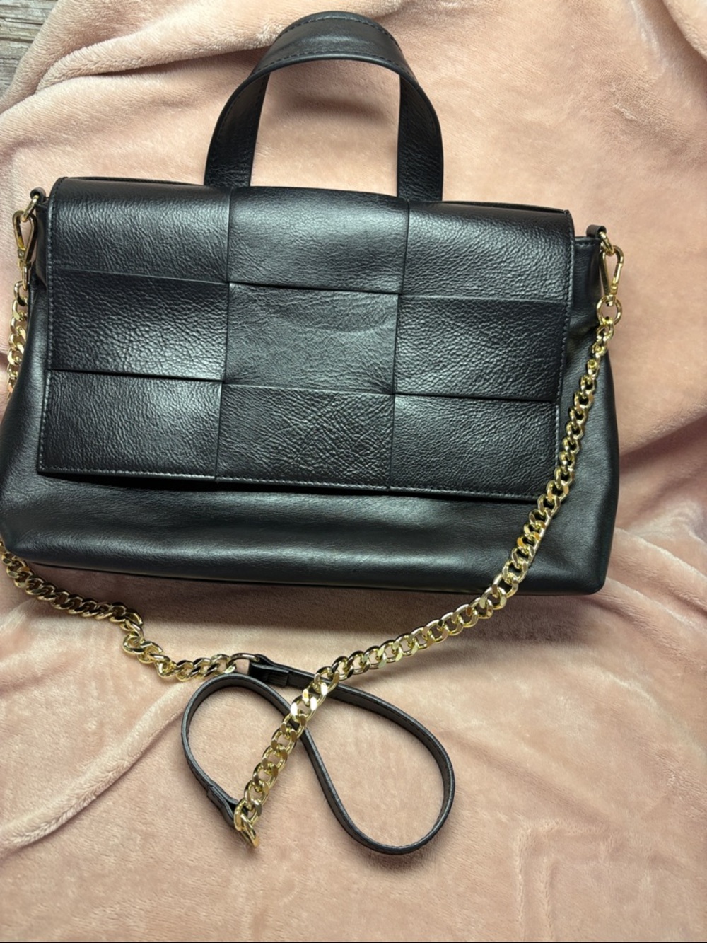 NWOT Black Woven ITALIAN Leather Crossbody with Gold Chain Strap